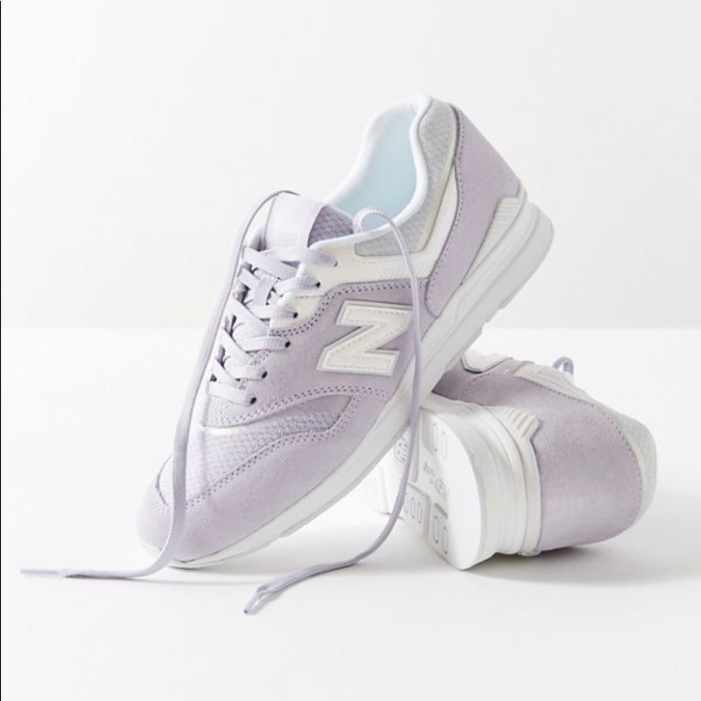 Women’s New Balance Lavender